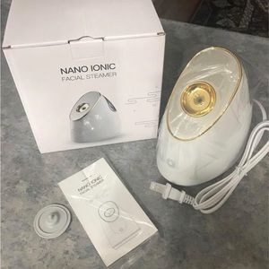Facial steamer with skin care kits ( Brand new)
